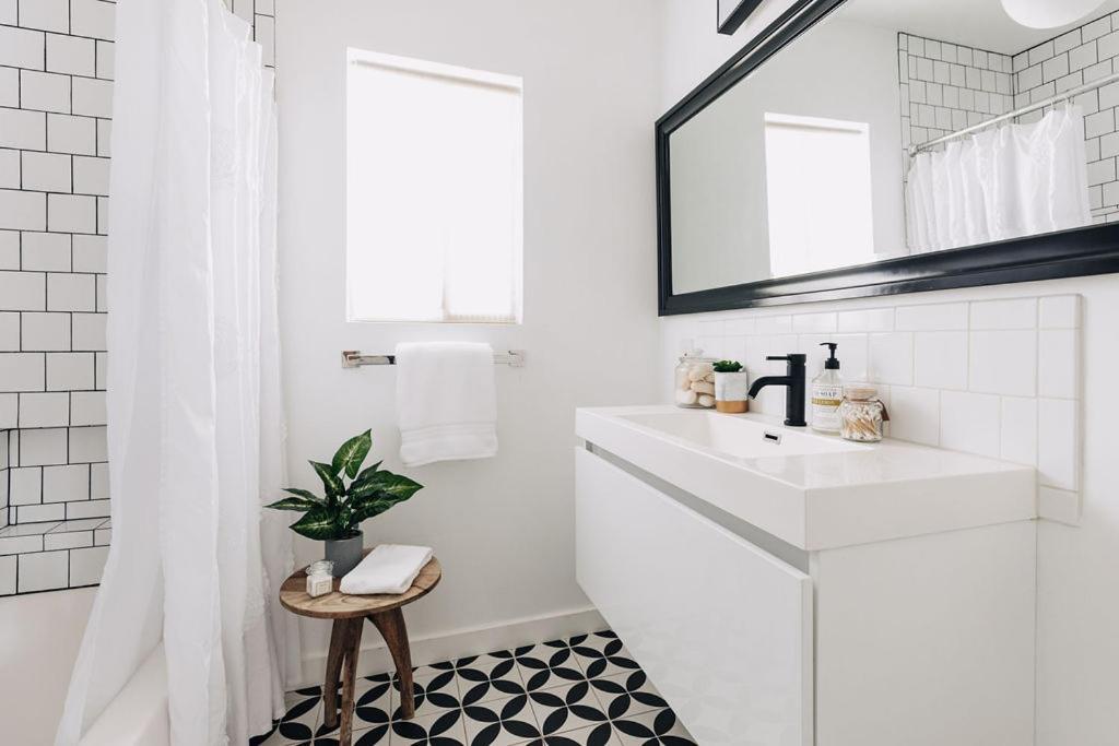 Spotless Modern Home Close To Lax & Sofi Stadium Inglewood Buitenkant foto